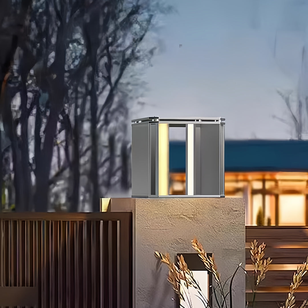 RAVENSHILL OUTDOOR METAL PILLAR LANTERN