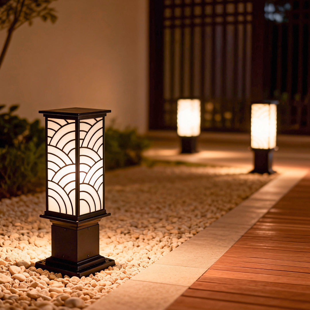 RAVENSCROFT WEATHERPROOF GARDEN PILLAR LIGHT