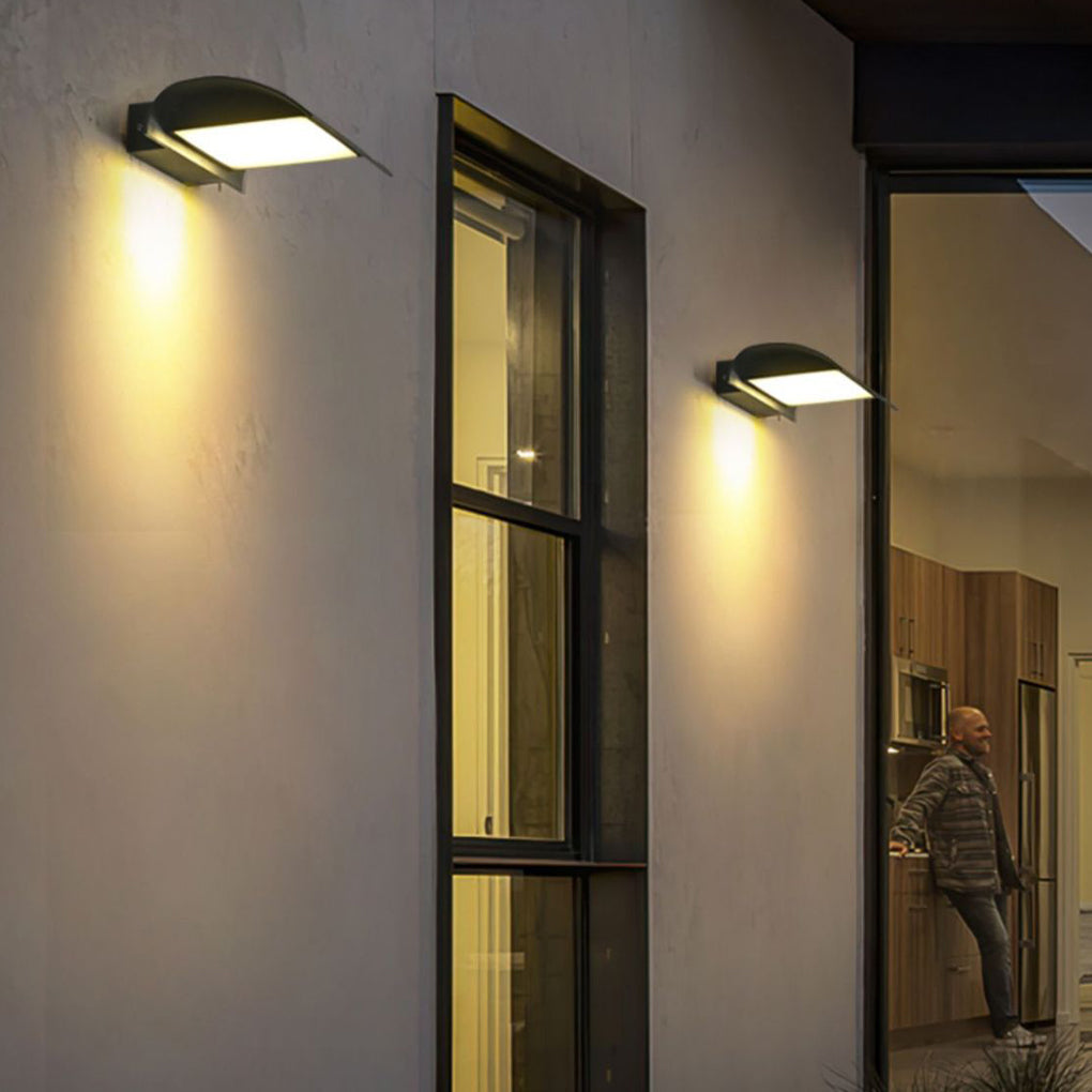 WINDSOR GARDEN WALL LANTERN - Contemporary Waterproof LED Fixture