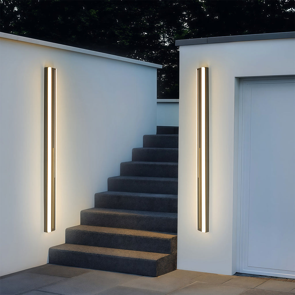 THORNBURY RAINPROOF OUTDOOR LINEAR WALL LANTERN