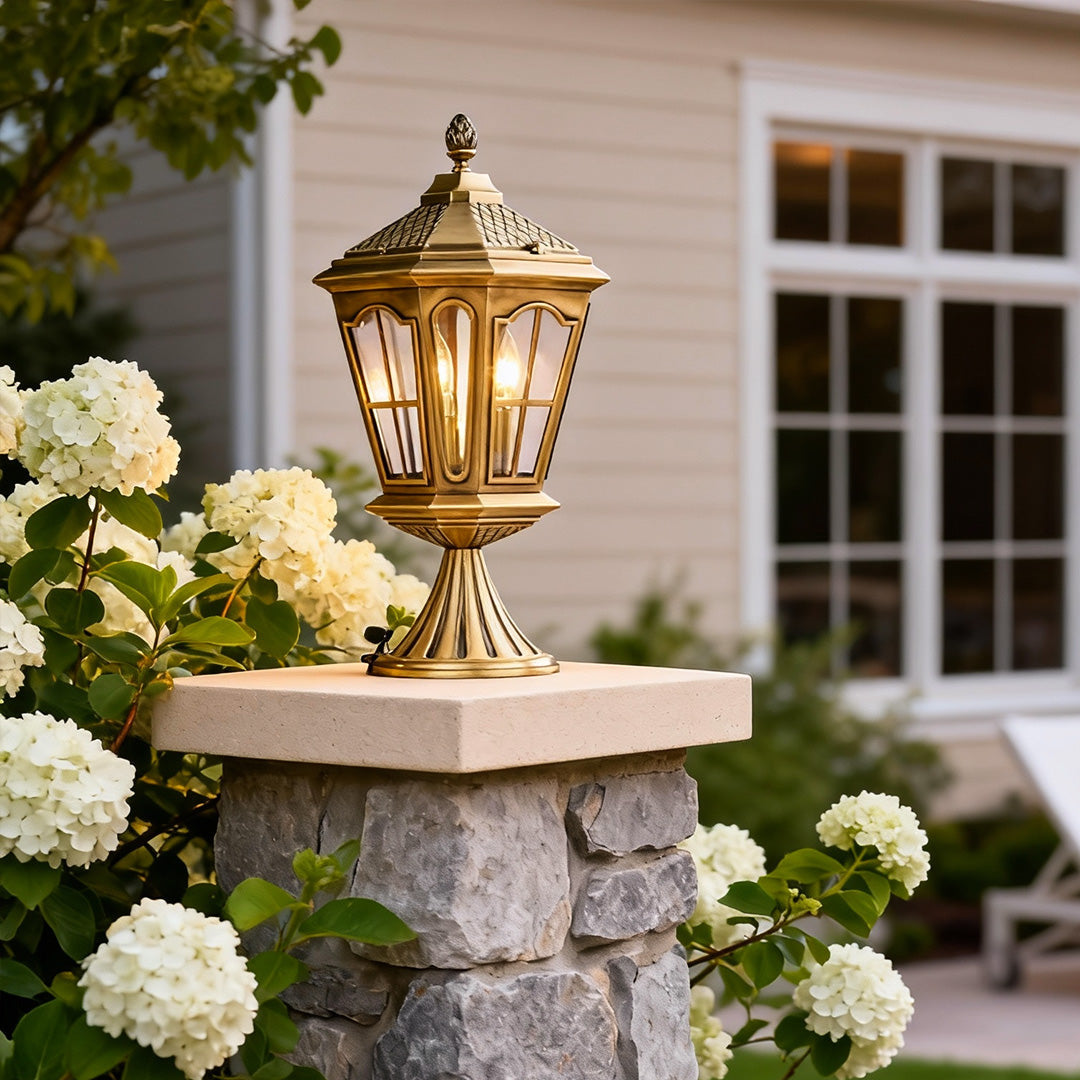 WINDSOR GARDEN PILLAR ILLUMINATOR