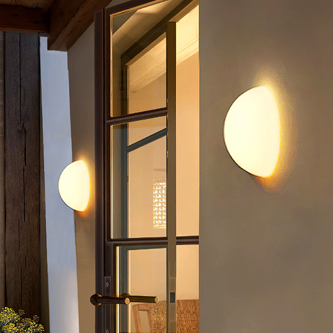 WINCHESTER AQUA-DOME WALL LANTERN