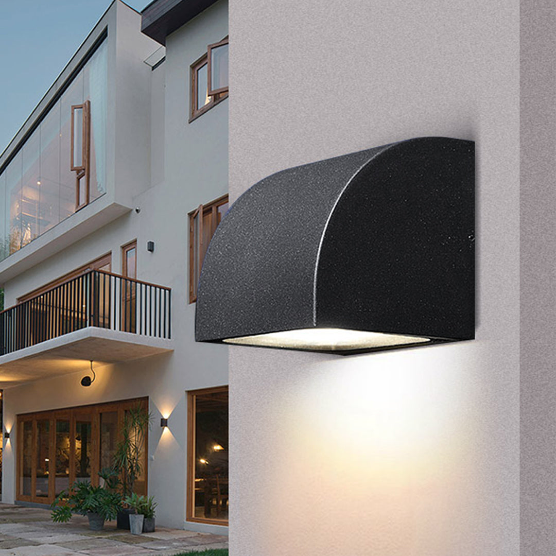 WINCHESTER WEATHERPROOF DIRECTIONAL WALL SCONCE
