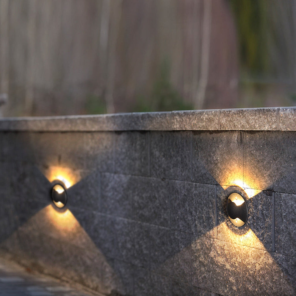 RAVENSCROFT GLOWING PATHWAY LANTERN