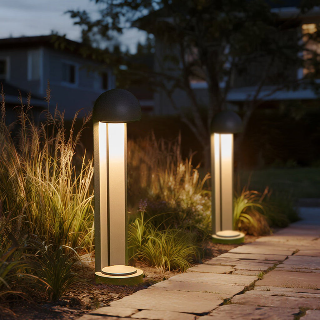 RAVENWOOD LED PATHWAY BEACON - Contemporary Minimalist Outdoor Illumination