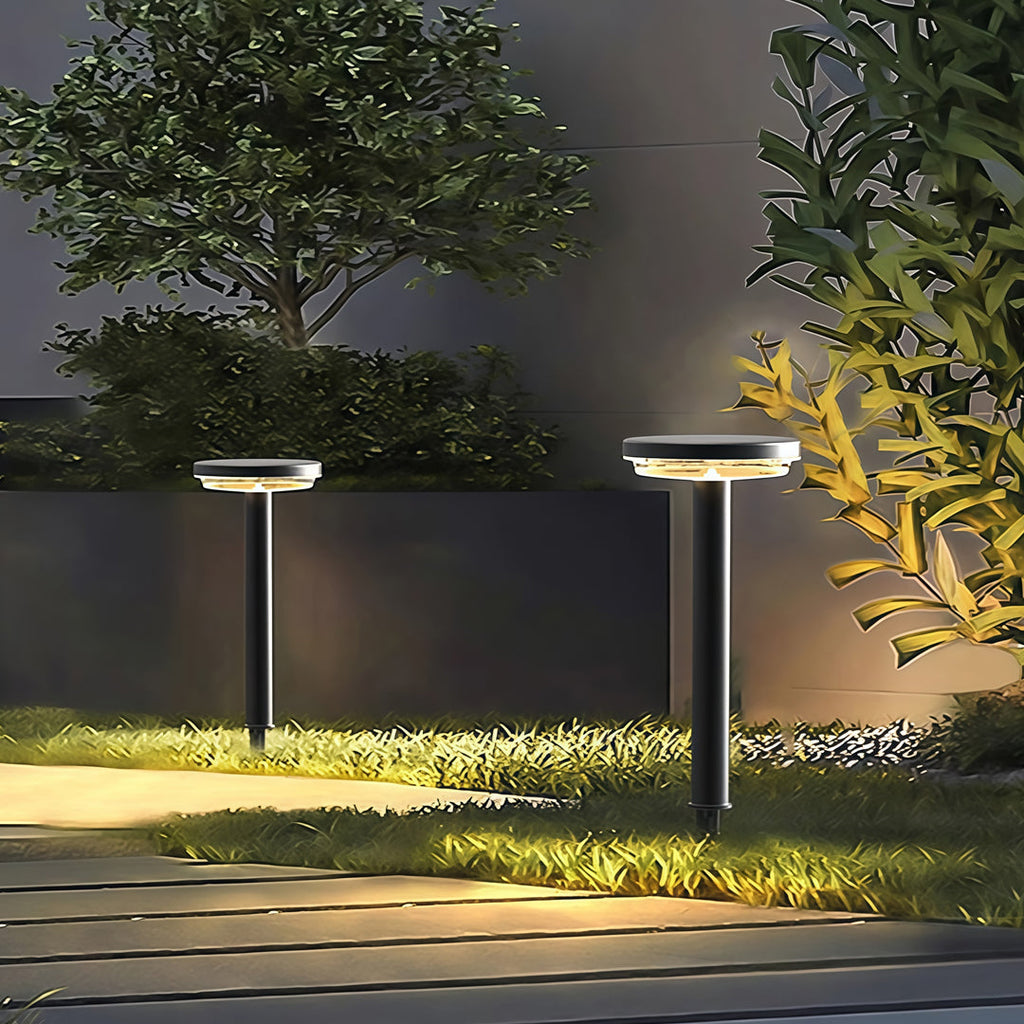 BRAMBLESTONE SOLAR PIER LIGHTING WITH WATERPROOF FINISH IN ONYX BLACK