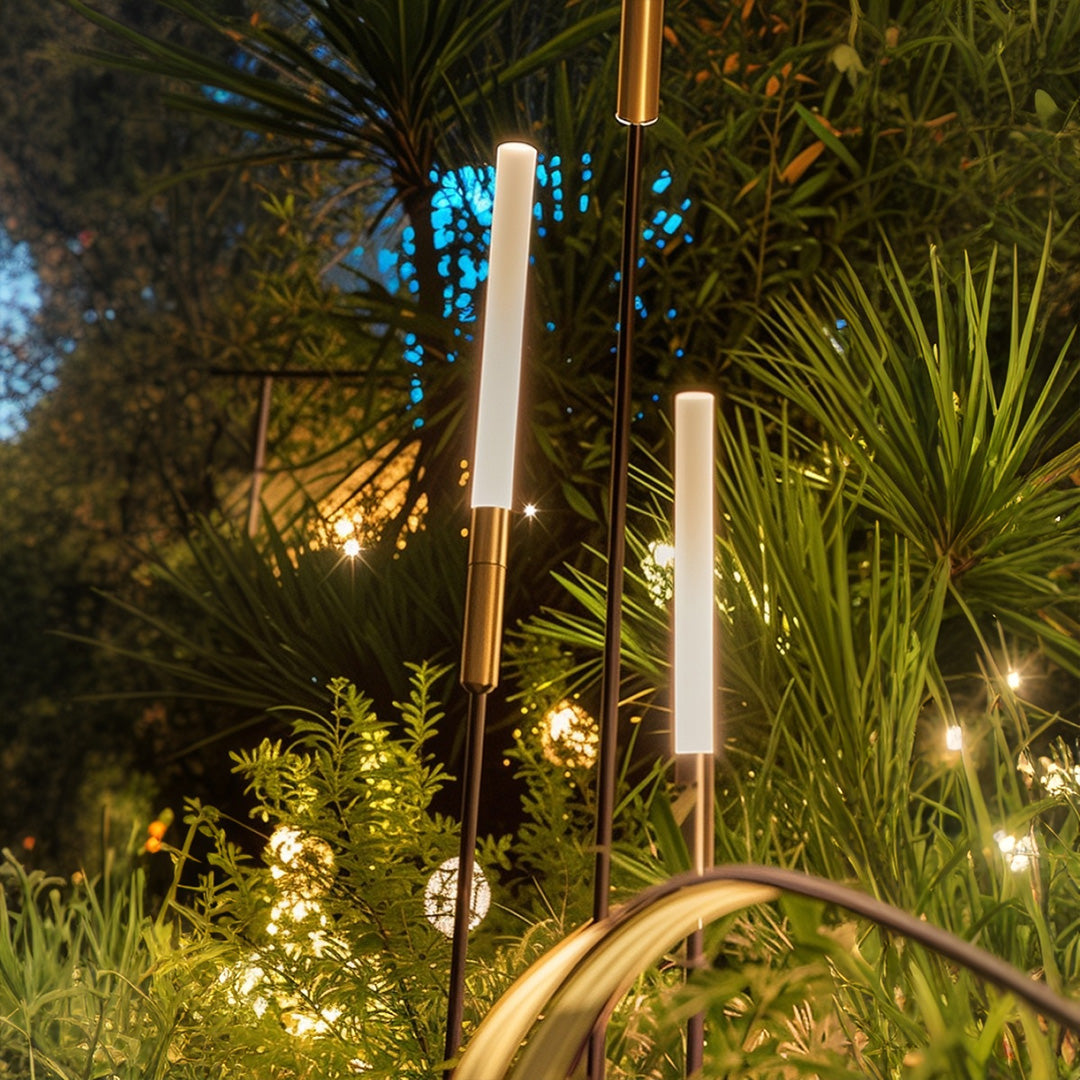 RAVENSDALE OUTDOOR REED LED GROUND LIGHTING SPIKE