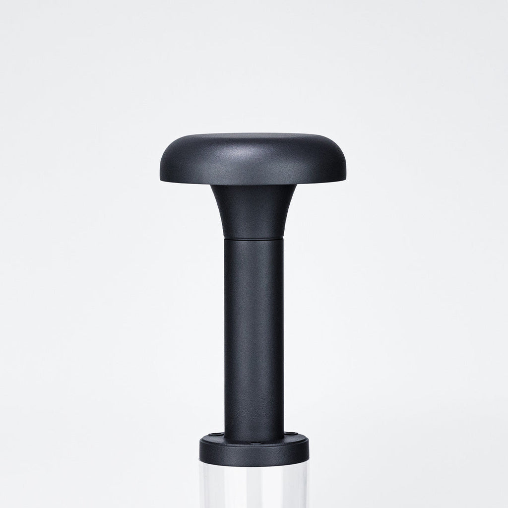 RAVENWOOD GARDEN BEACON: MODERN LED BOLLARD LIGHTING