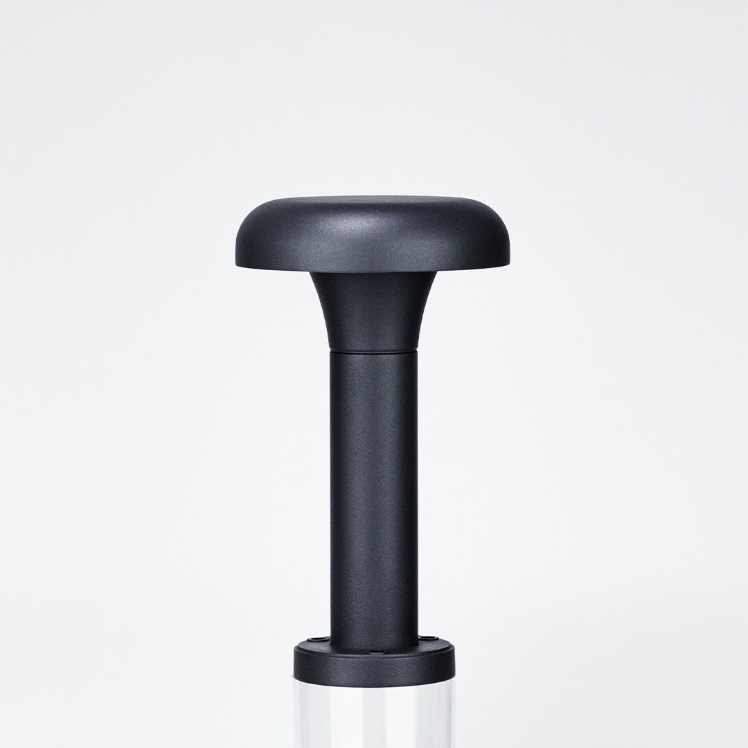 RAVENWOOD GARDEN BEACON: MODERN LED BOLLARD LIGHTING