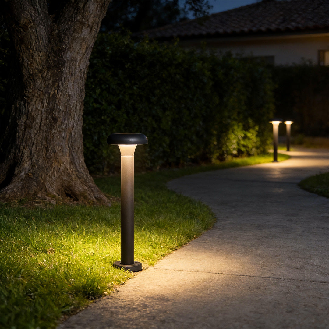 RAVENWOOD GARDEN BEACON: MODERN LED BOLLARD LIGHTING
