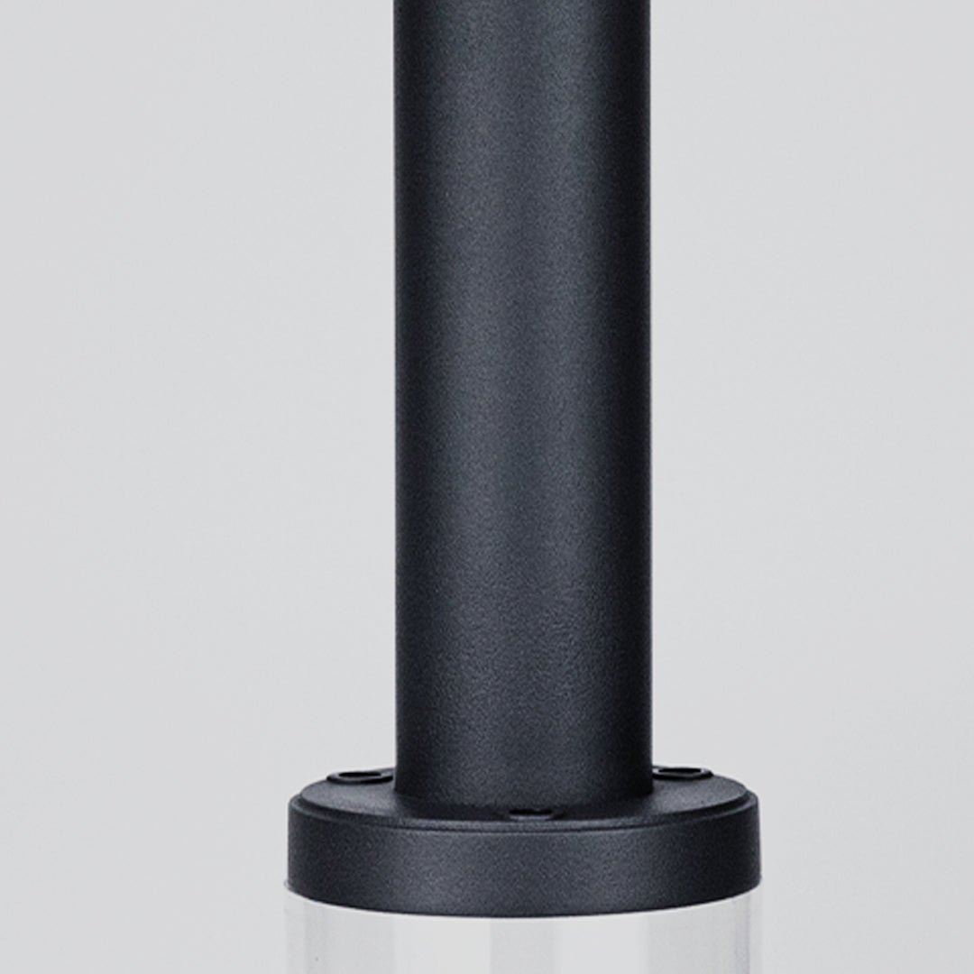 RAVENWOOD GARDEN BEACON: MODERN LED BOLLARD LIGHTING