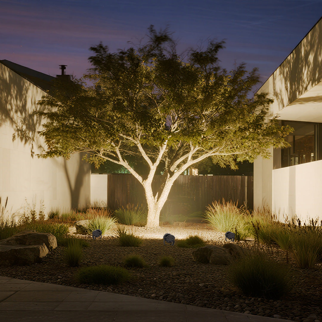 WINDSOR GARDEN BEACON SPOTLIGHTS WITH WEATHERPROOF DESIGN