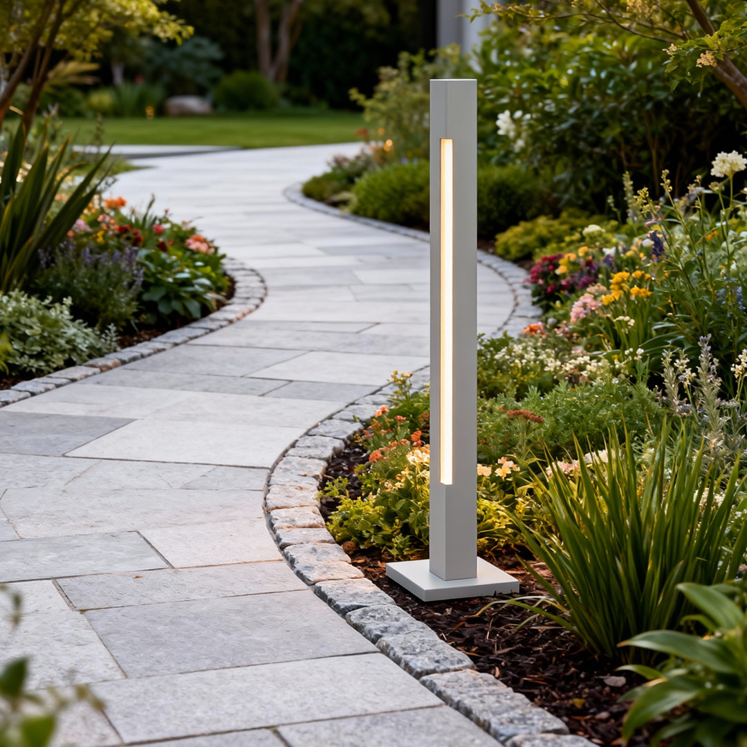 WINDSOR GARDEN LED PEDESTAL LANTERN, WATER-RESISTANT OUTDOOR LIGHTING