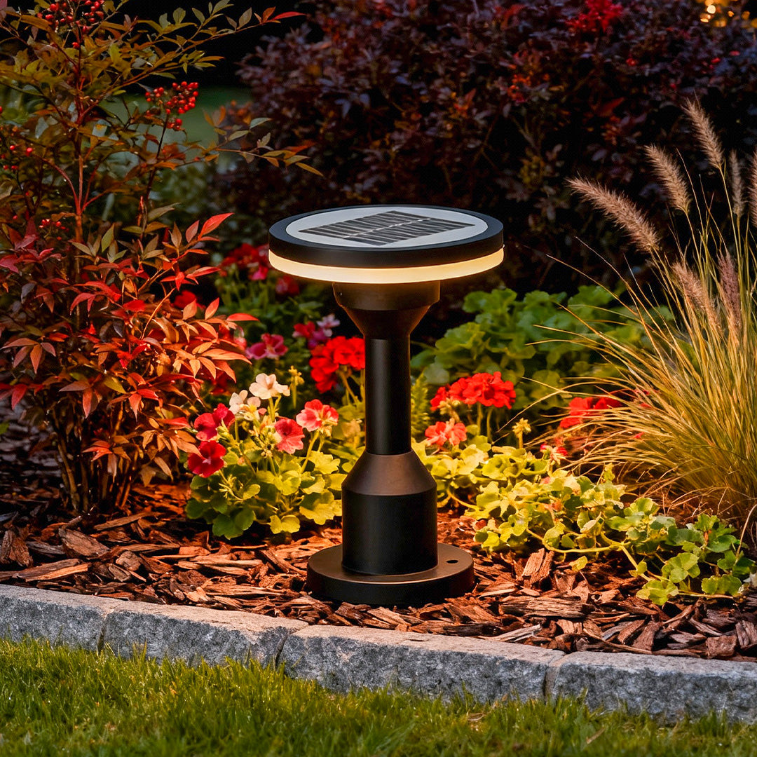 RAVENSDALE ILLUMINATED PATHWAY LANTERN