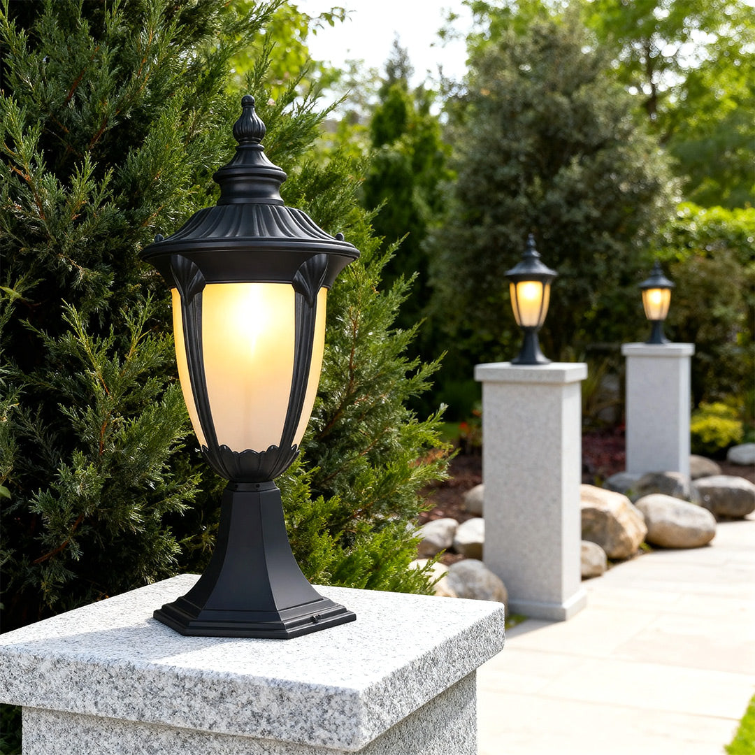 WINTERBOURNE CAST ALUMINUM OUTDOOR PILLAR LANTERN