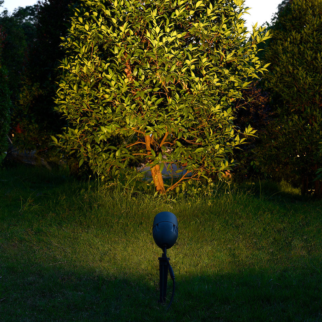 THORNBURY GLOWING SPIKE LANDSCAPE ILLUMINATOR