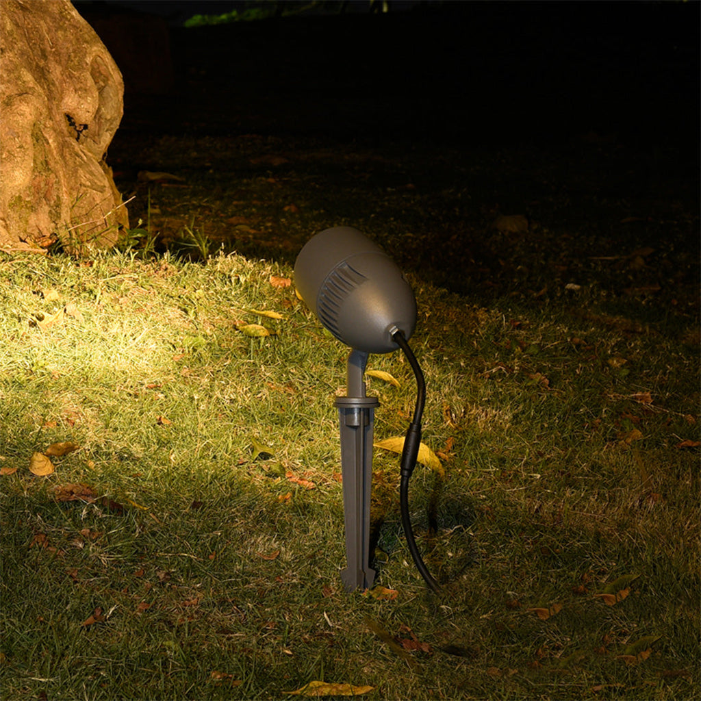 RAVENSCROFT OUTDOOR ILLUMINATION SPOTLIGHT WITH MINIMALIST AESTHETIC