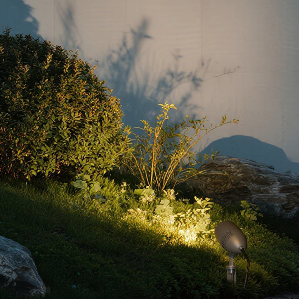 RAVENSCROFT OUTDOOR ILLUMINATION SPOTLIGHT WITH MINIMALIST AESTHETIC