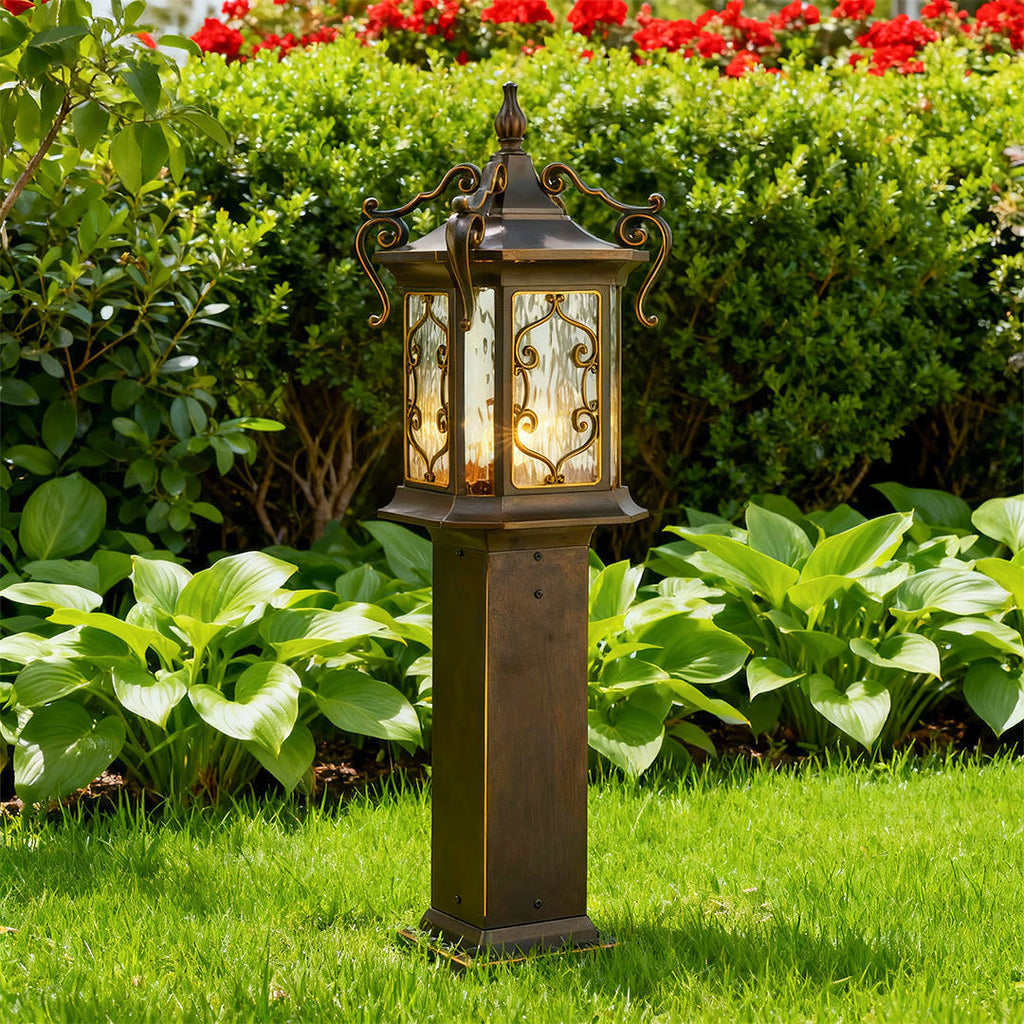 WINDSOR HIGHLAND OUTDOOR POST LANTERN