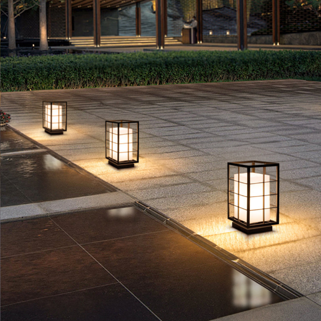 RAVENSDALE JAPANESE INFLUENCE OUTDOOR LANTERN, WEATHERPROOF GARDEN ILLUMINATION
