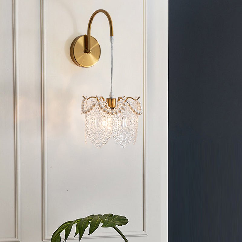 THISTLEDALE GLASS LEAF WALL LANTERN