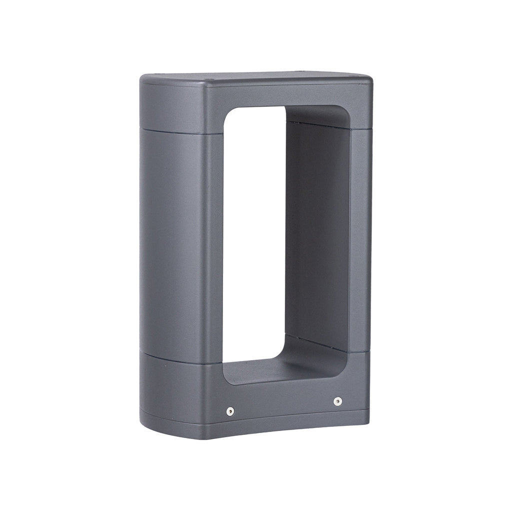WINDSOR SQUARE OUTDOOR LED PATHWAY LANTERN