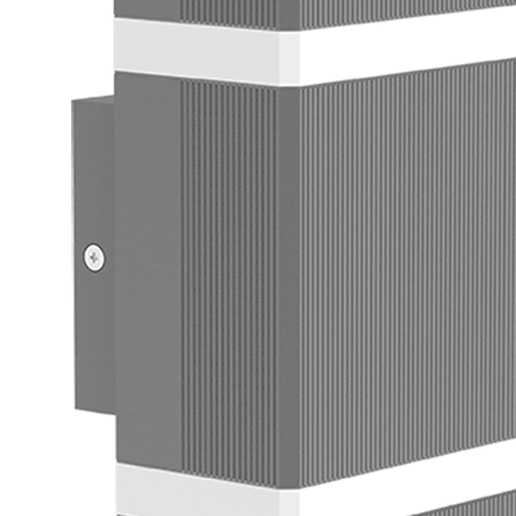 WINTHORPE CAST ALUMINUM OUTDOOR WALL LANTERN - MODERN INDUSTRIAL DESIGN WITH IP65 RATING FOR FACADES