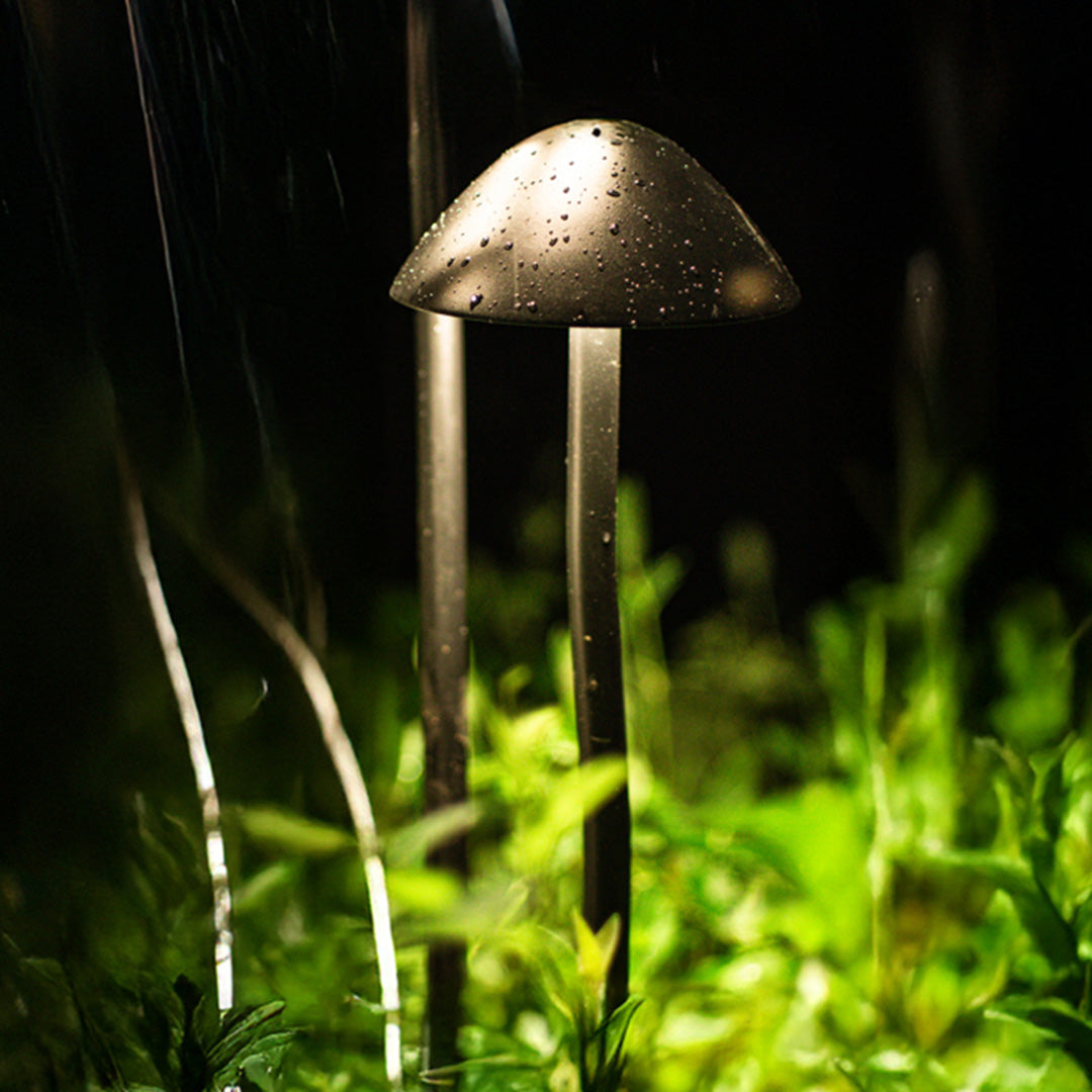 BRAMBLEWOOD METAL MUSHROOM GLOWING LANDSCAPE LANTERN