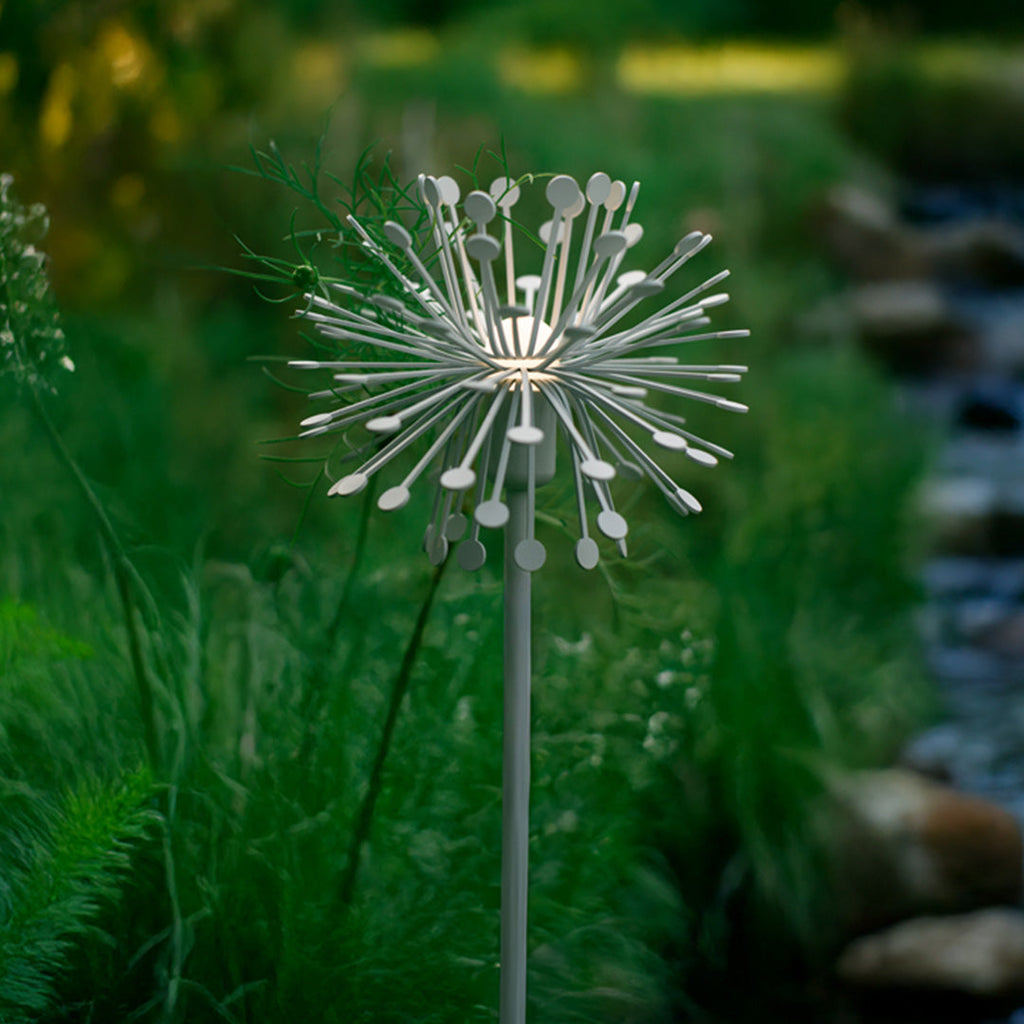 WINDSOR WILDFLOWER OUTDOOR ILLUMINATOR, WEATHERPROOF DANDY LIGHT