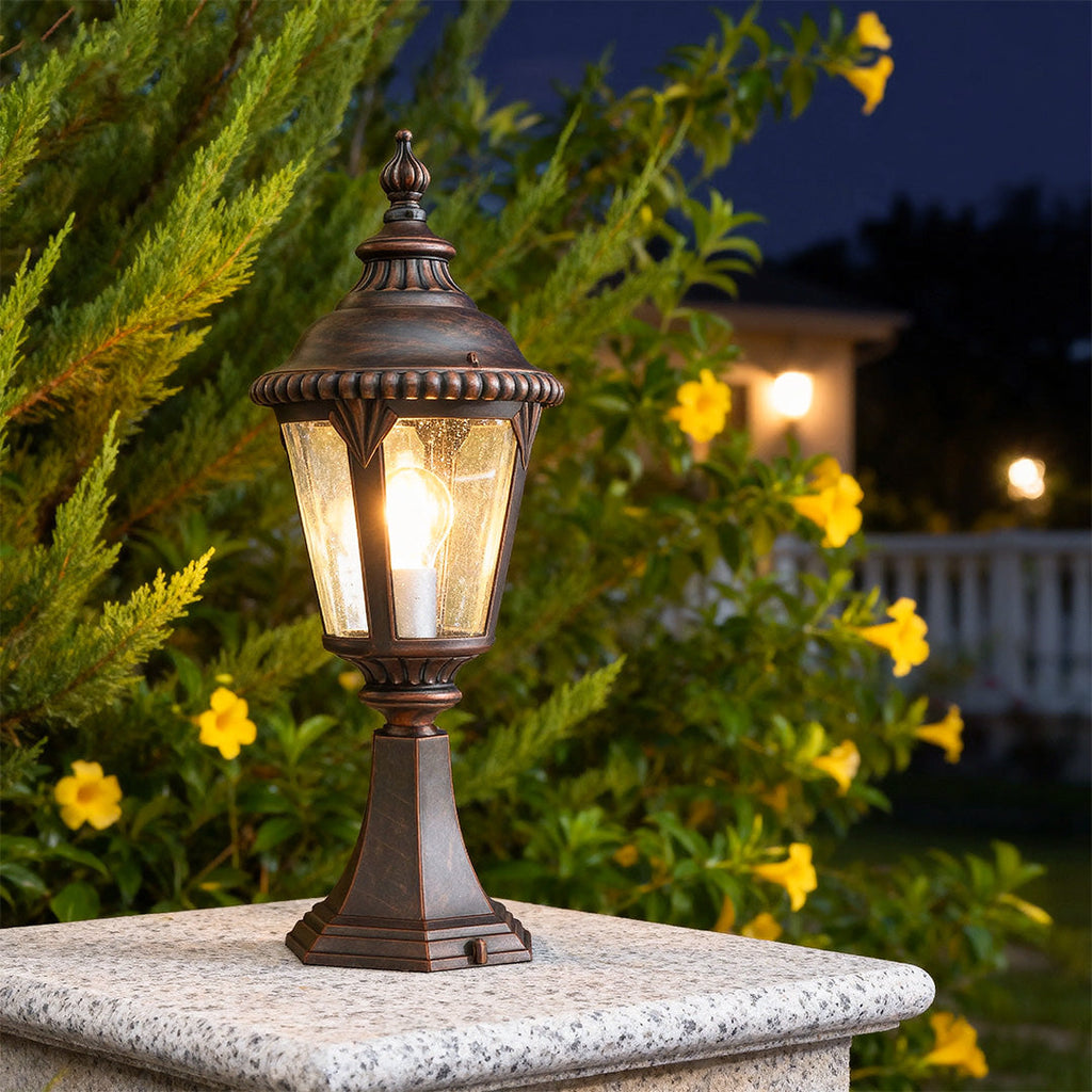 WINDSOR GARDEN COLUMN BEACON LIGHT