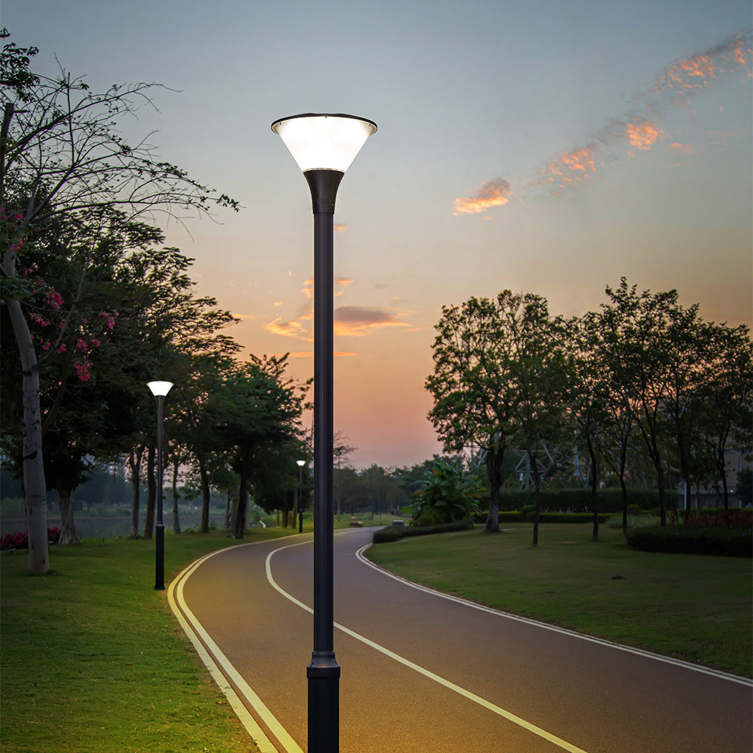 WINTHROP TALL GARDEN LANTERN IN MINIMALIST DESIGN