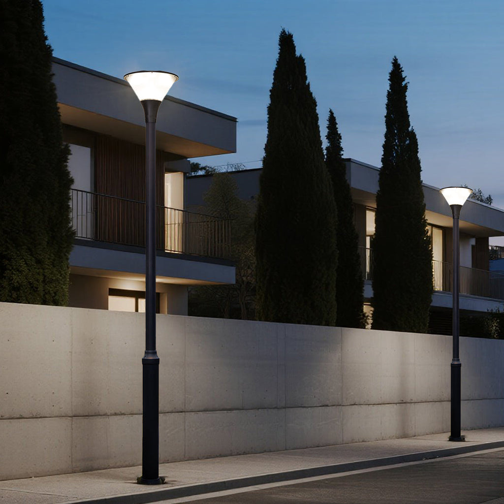 WINTHROP TALL GARDEN LANTERN IN MINIMALIST DESIGN