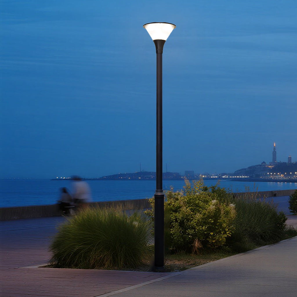 WINTHROP TALL GARDEN LANTERN IN MINIMALIST DESIGN