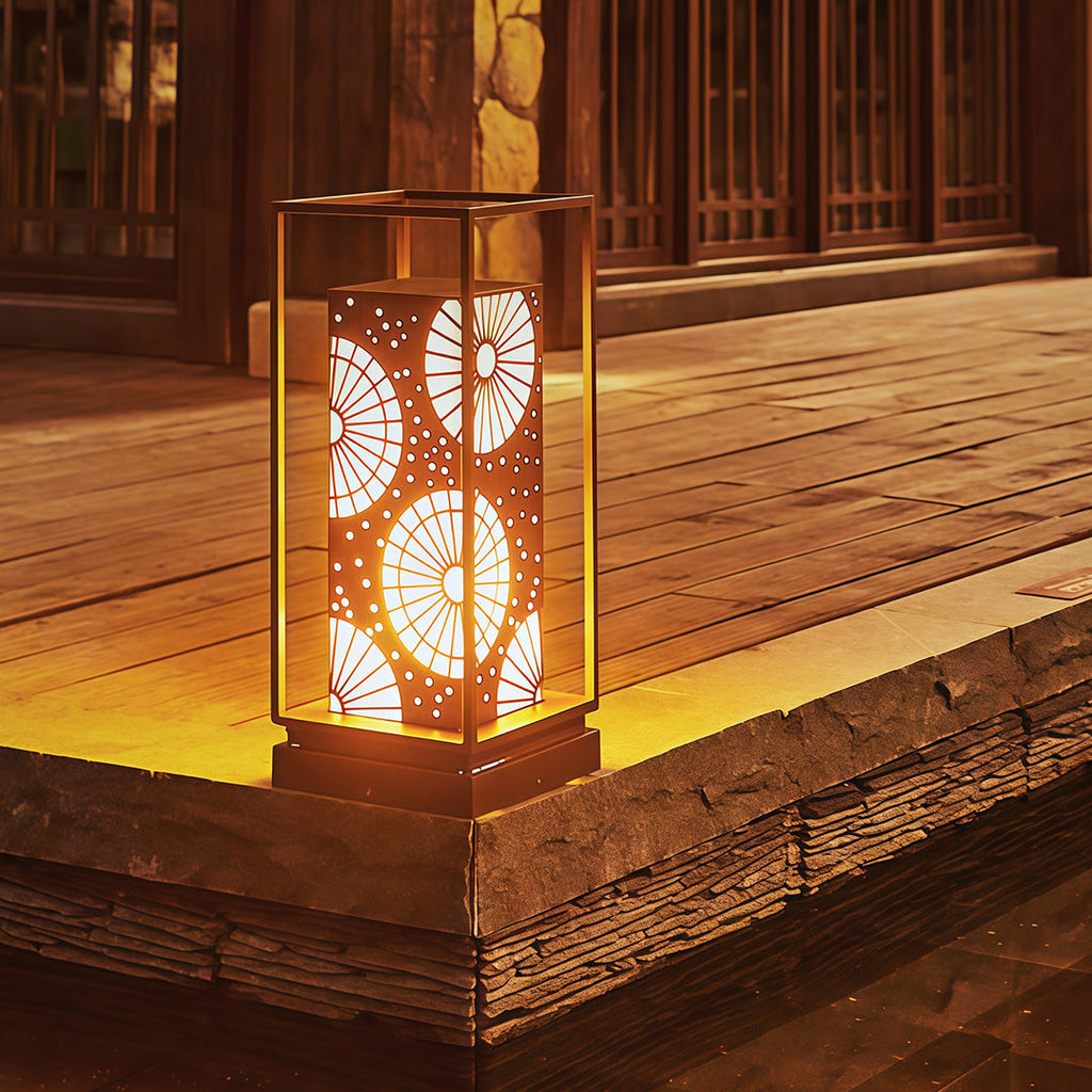 WINDSOR GARDEN SHIELD LED POST LIGHT