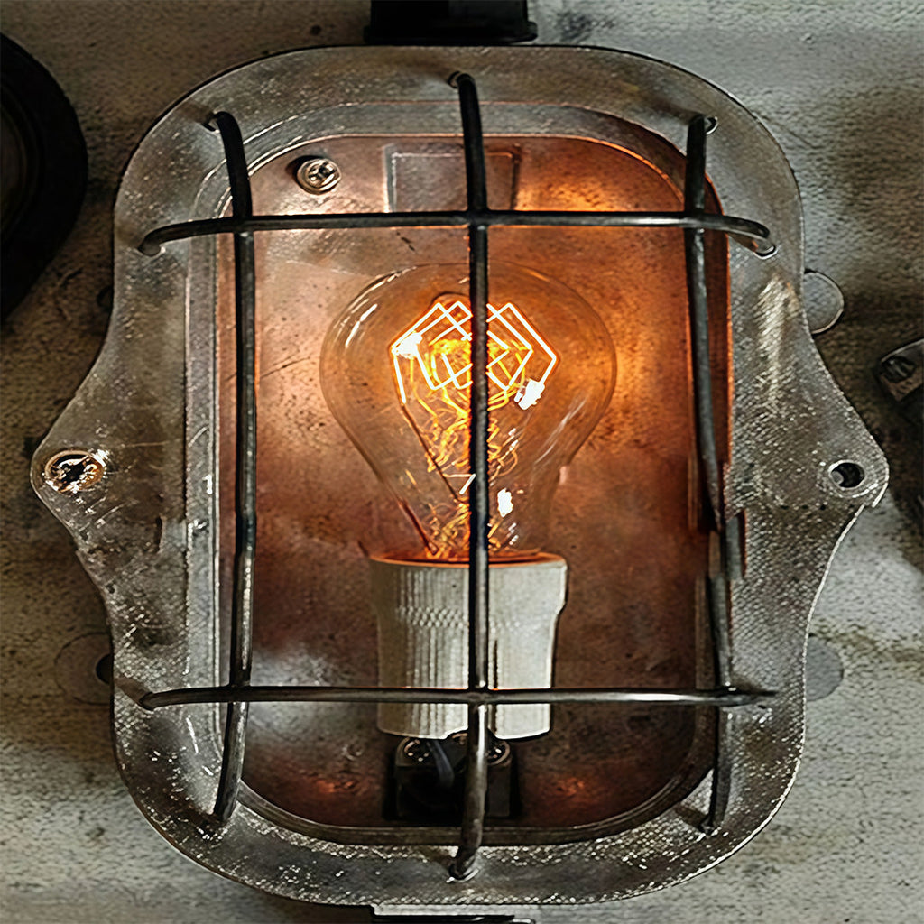 WINCHESTER VINTAGE METAL OUTDOOR WALL LIGHT