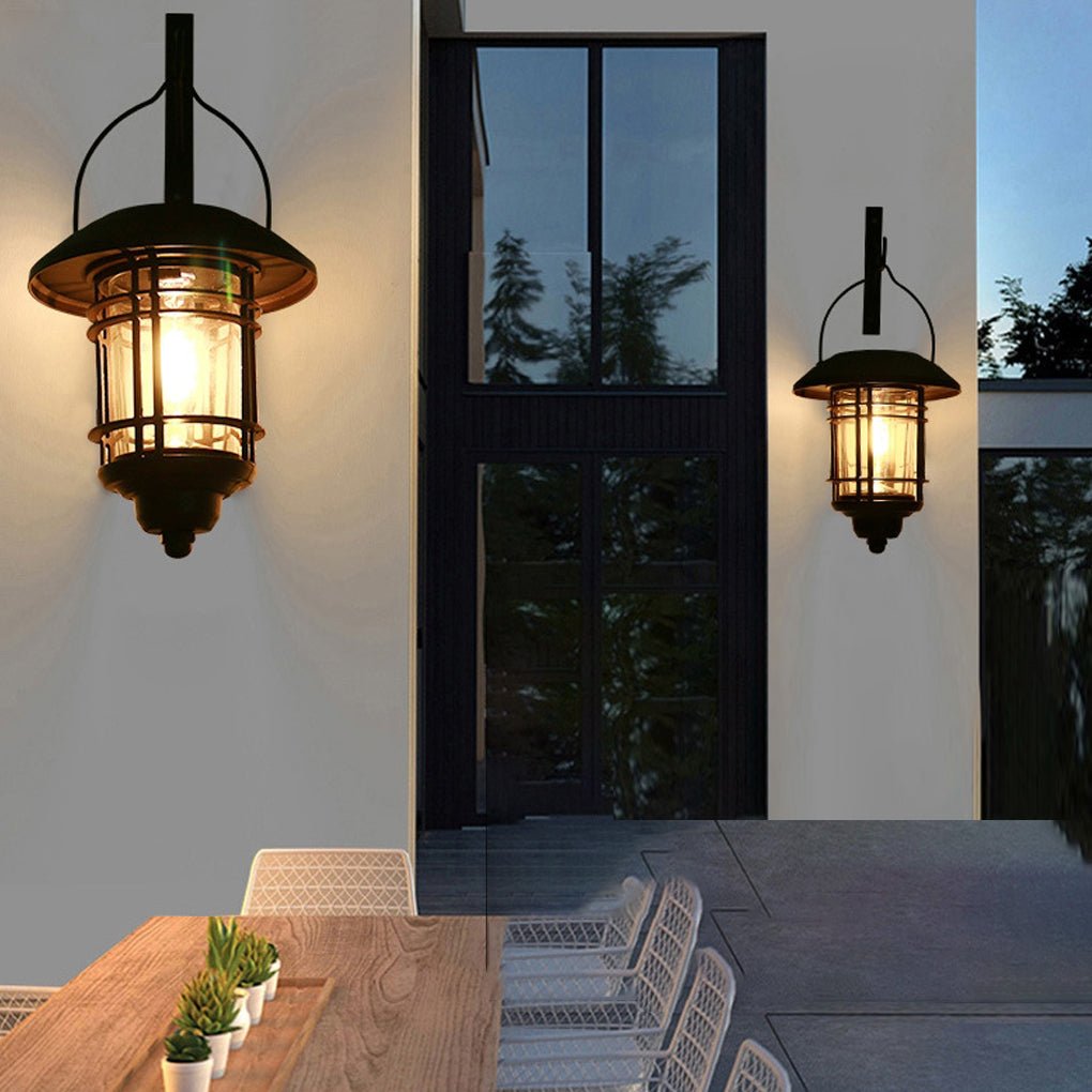 WINCHESTER SOLAR-POWERED OUTDOOR WALL SCONCE