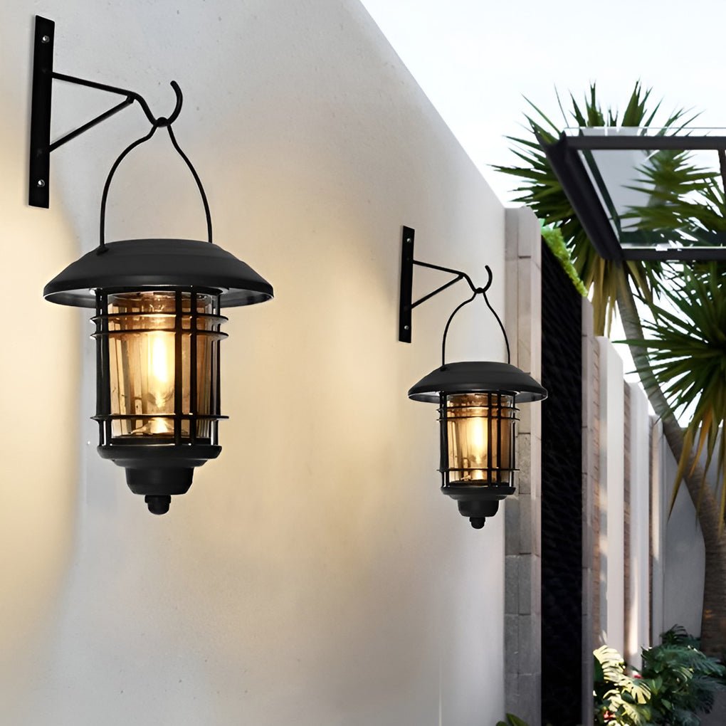 WINCHESTER SOLAR-POWERED OUTDOOR WALL SCONCE
