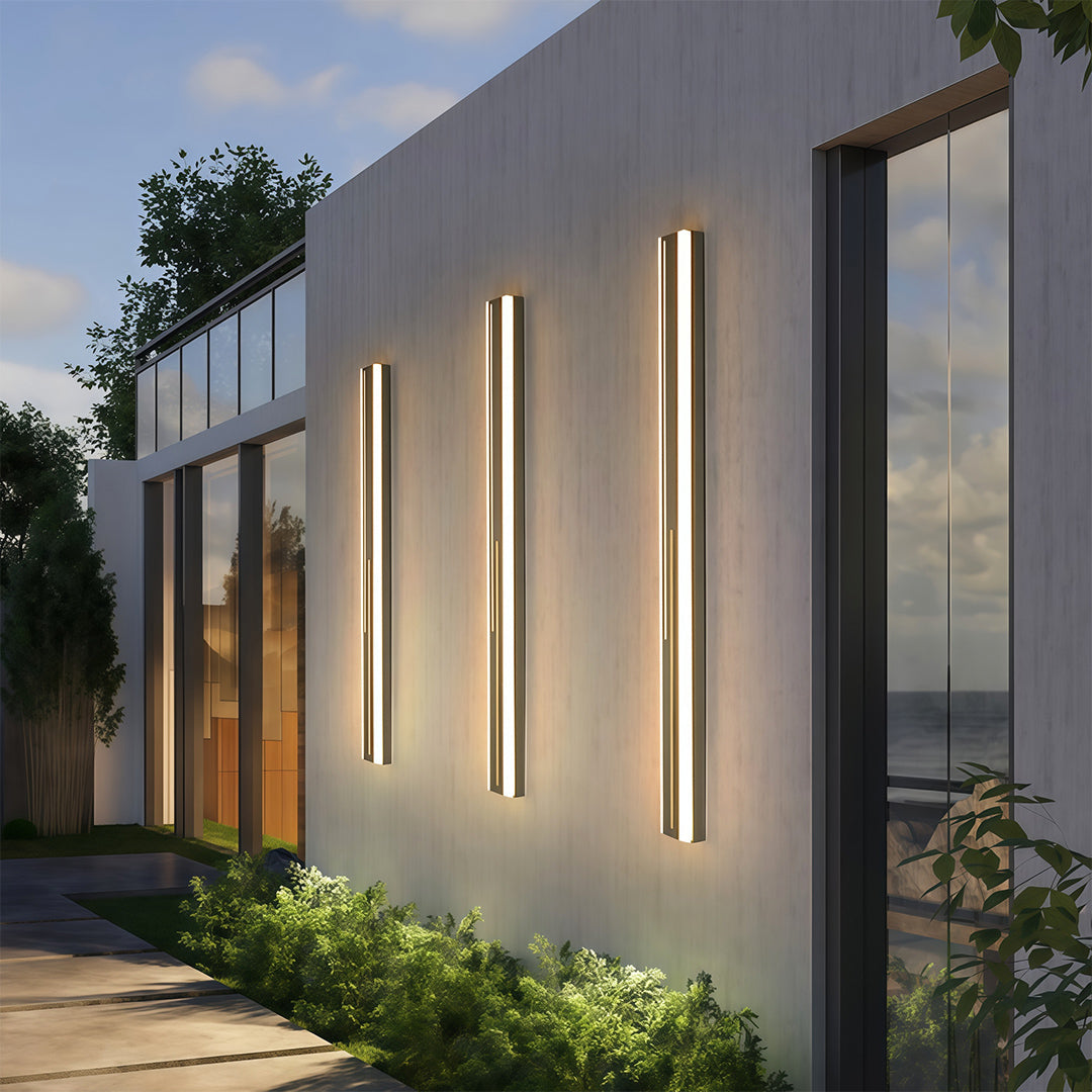 THORNBURY RAINPROOF OUTDOOR LINEAR WALL LANTERN