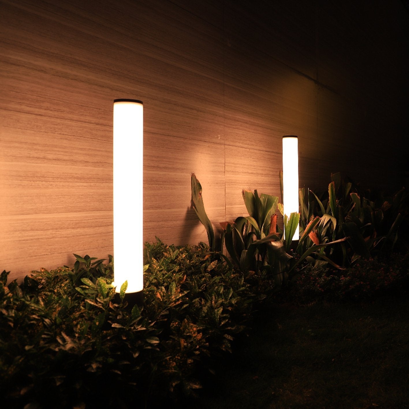 WINTERBORNE SLIMLINE AQUATIC PATHWAY LANTERN