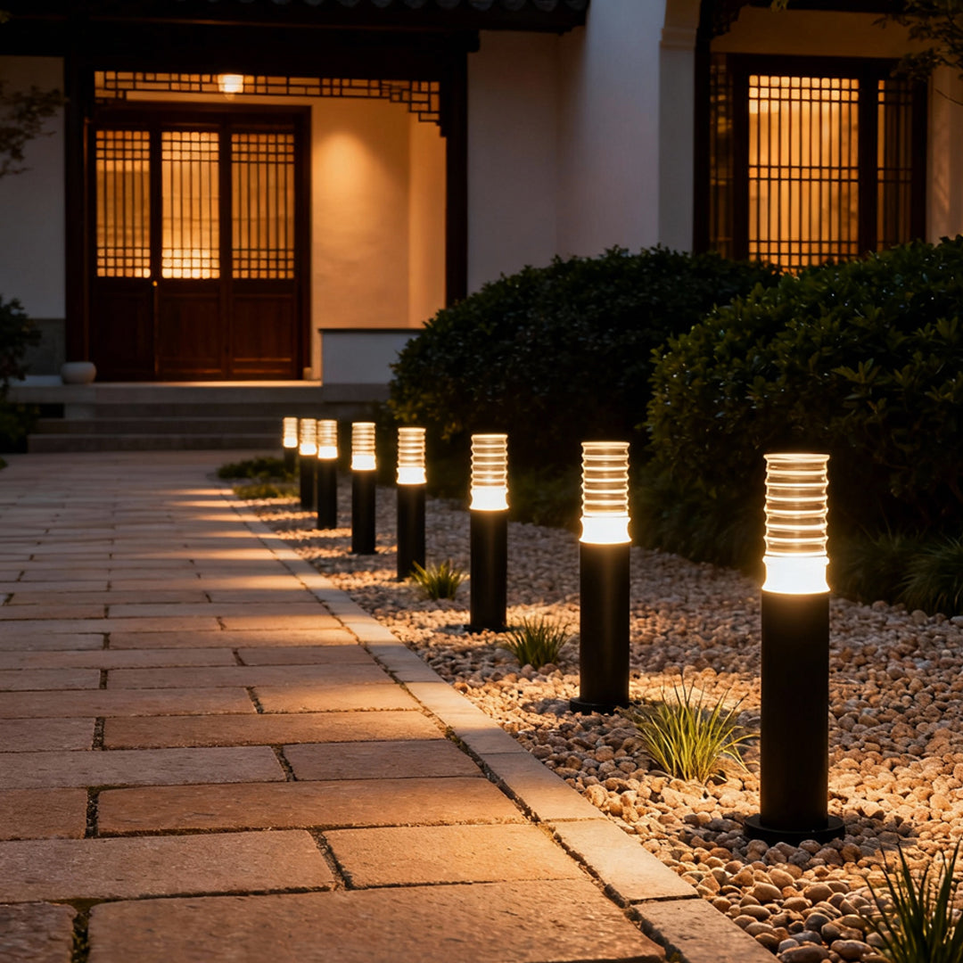 RAVENSCROFT WOODLAND LED PATHWAY LANTERN