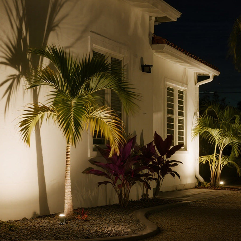 WINDSOR GARDEN BEACON STAKE LIGHT, WEATHERPROOF SPOTLIGHT FOR OUTDOOR LANDSCAPING