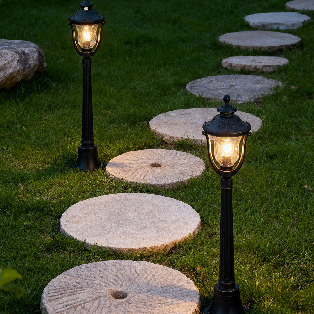 WHITBY ALUMINUM GARDEN BOLLARD WITH GLASS LANTERN SHADE