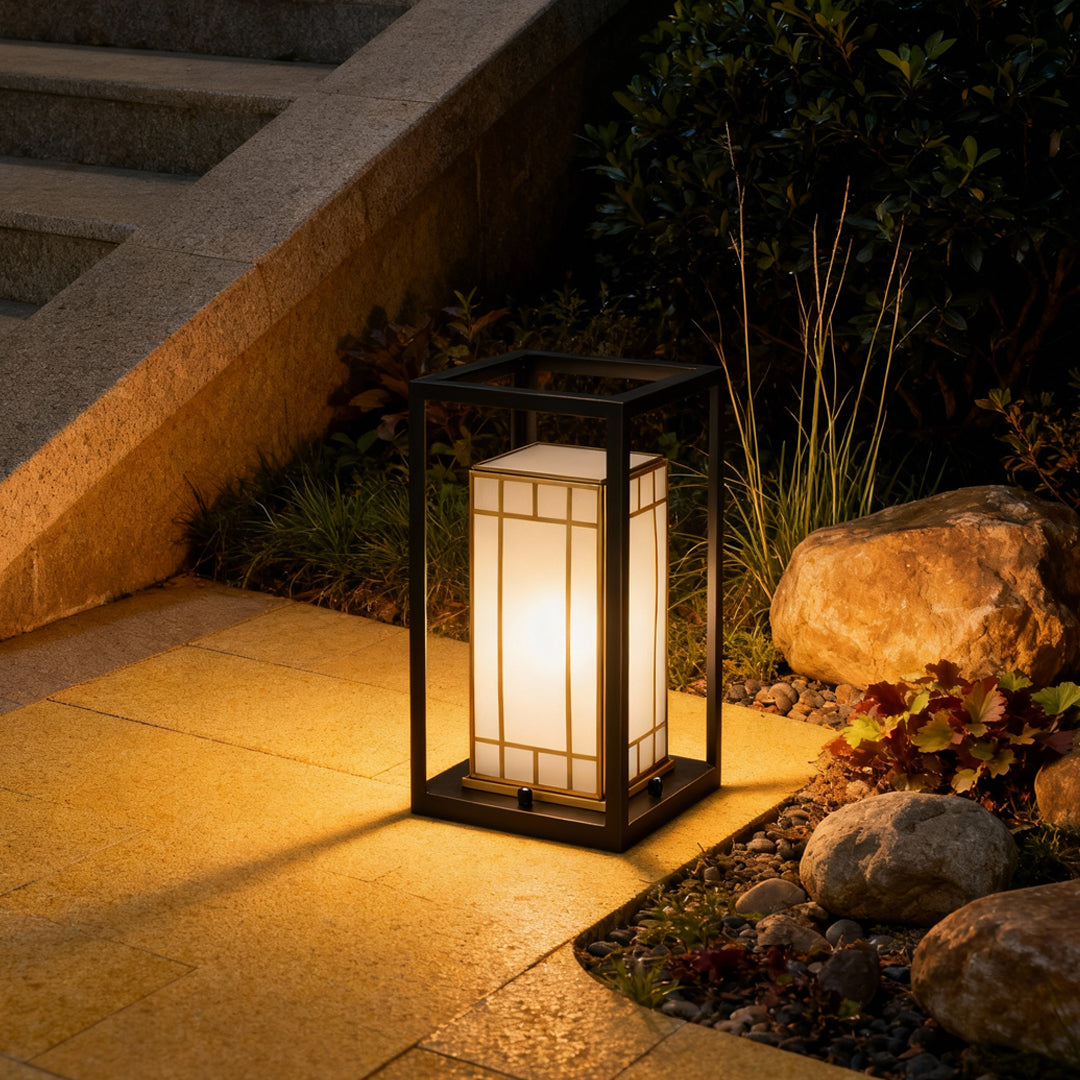 WHITBY RUSTIC OUTDOOR LANTERN BOLLARD