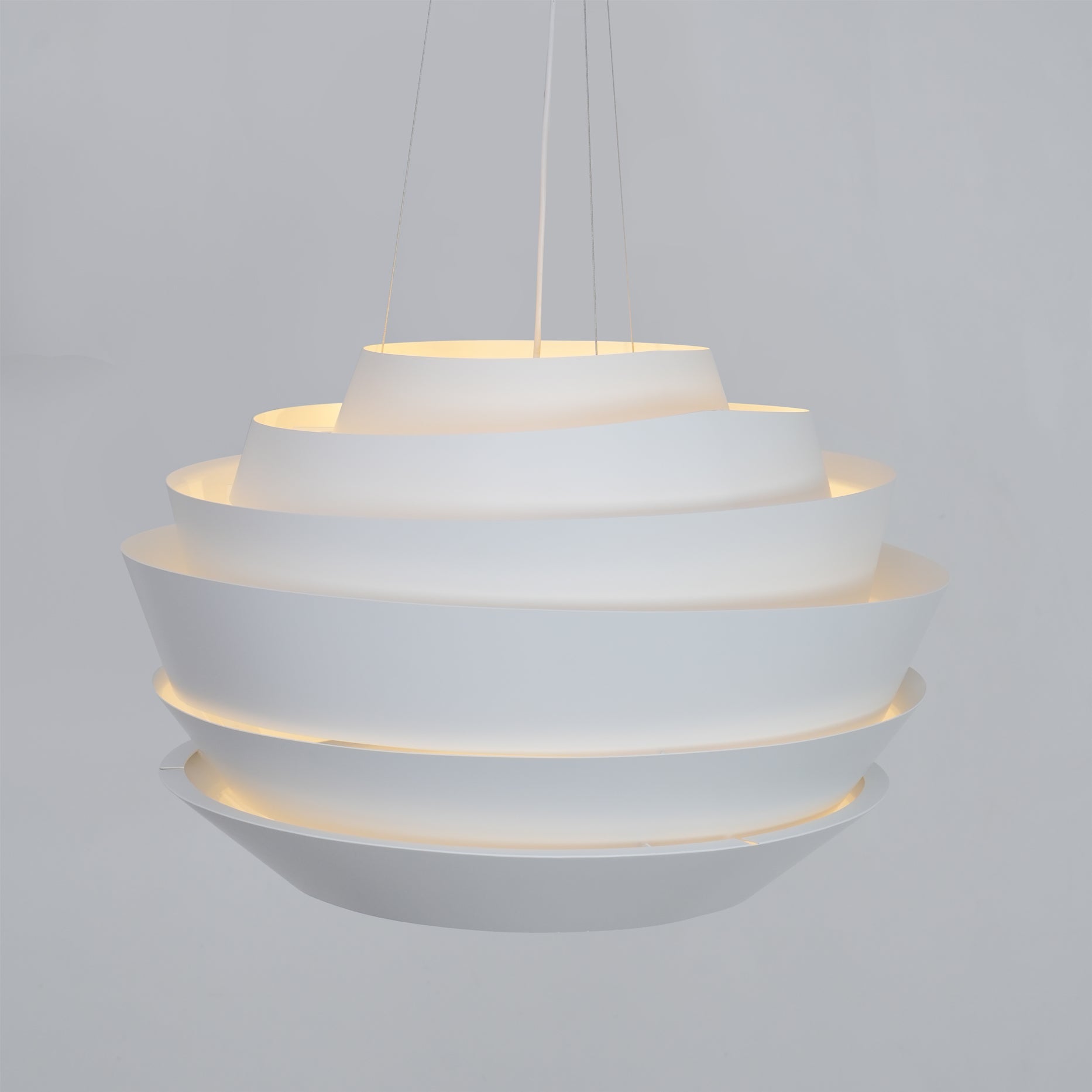 VIVIENNE SUNBEAM HANGING ILLUMINATOR