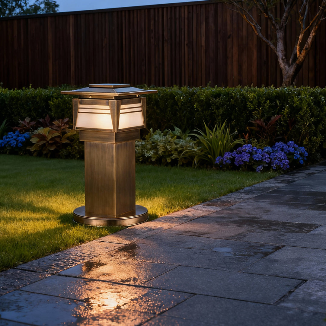 WINTERBOURNE COPPER GARDEN BOLLARD WITH LED ILLUMINATION