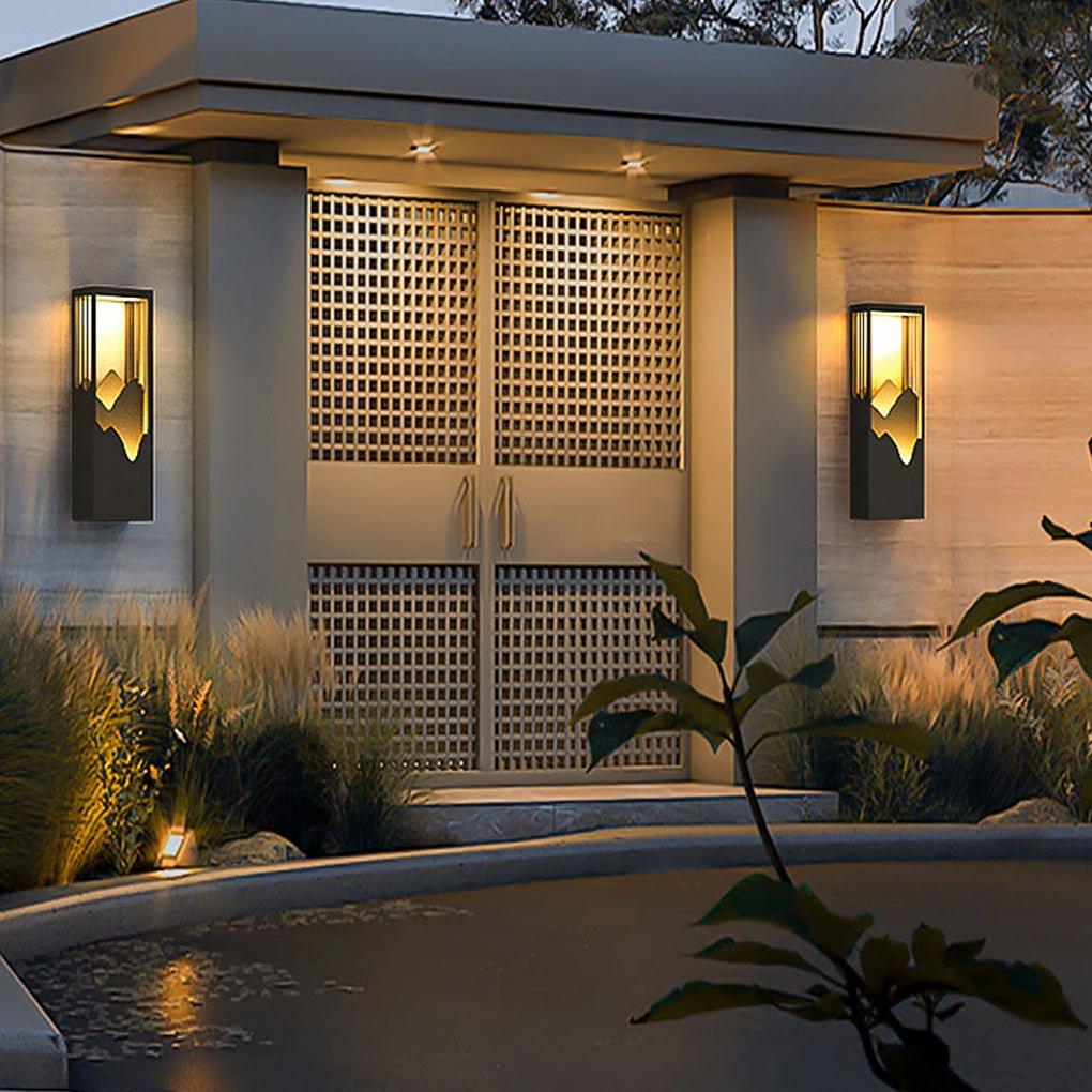 WINTERBOURNE SOLAR-POWERED MOUNTAIN VIEW WALL LANTERN WITH DUAL LIGHTING