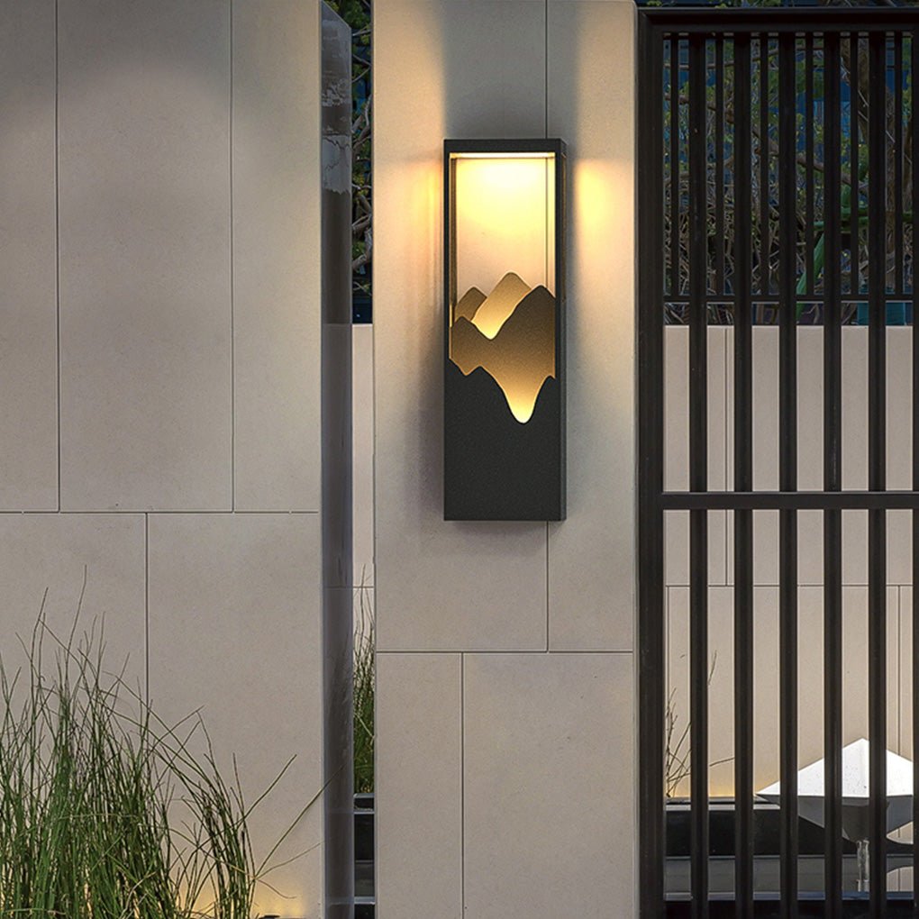 WINTERBOURNE SOLAR-POWERED MOUNTAIN VIEW WALL LANTERN WITH DUAL LIGHTING