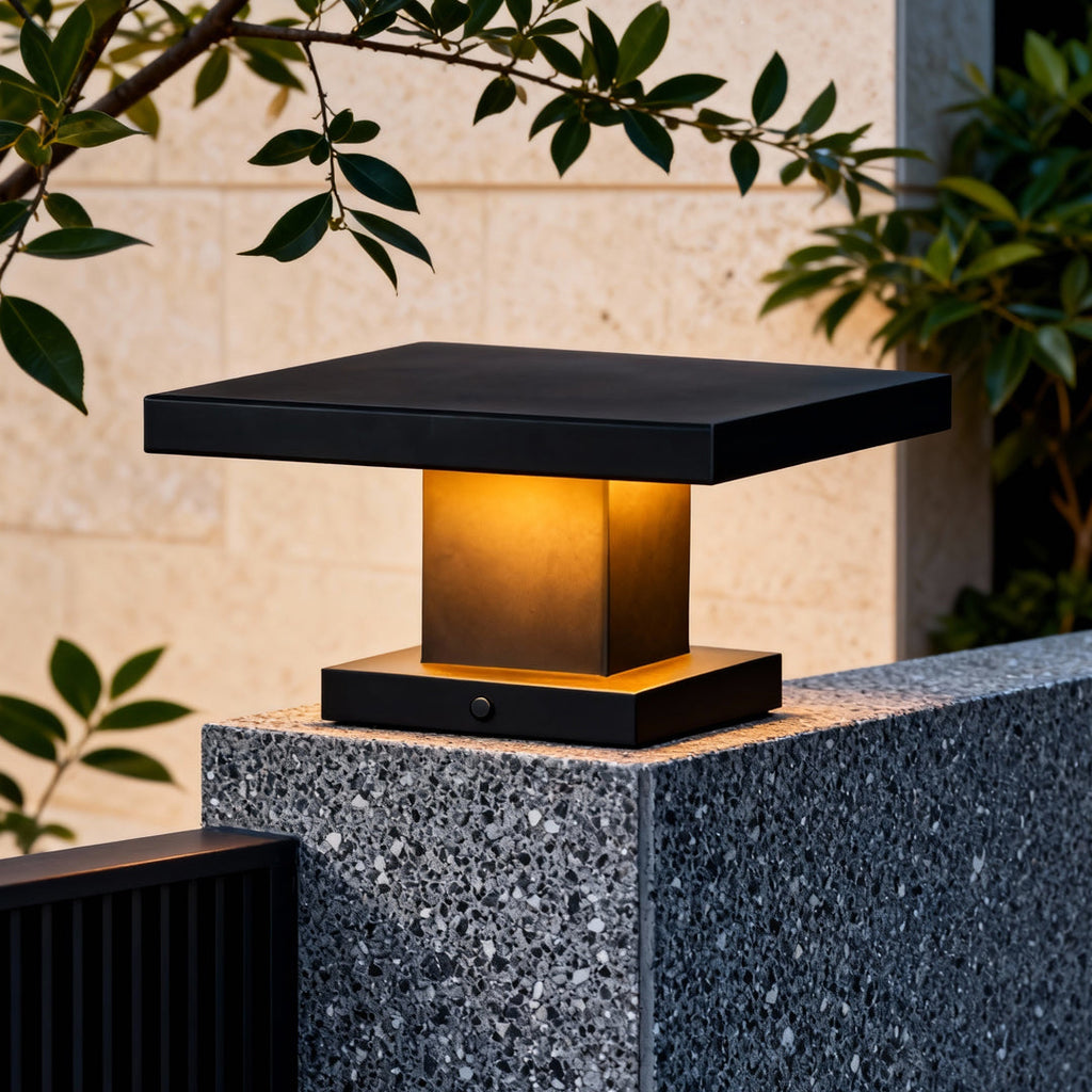 WINDSOR HARBOR GLOW OUTDOOR PILLAR LANTERN