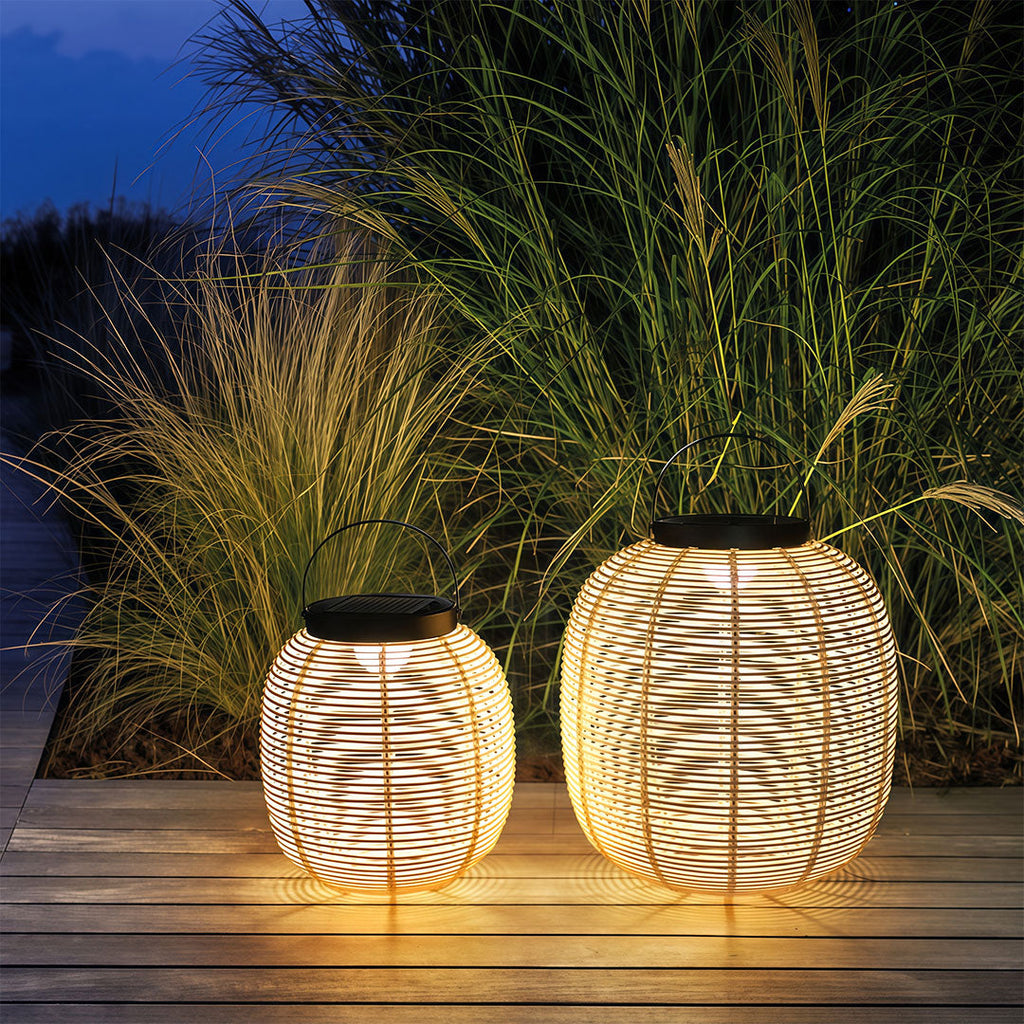 FENWICK SOLAR GLOWING GARDEN LANTERN