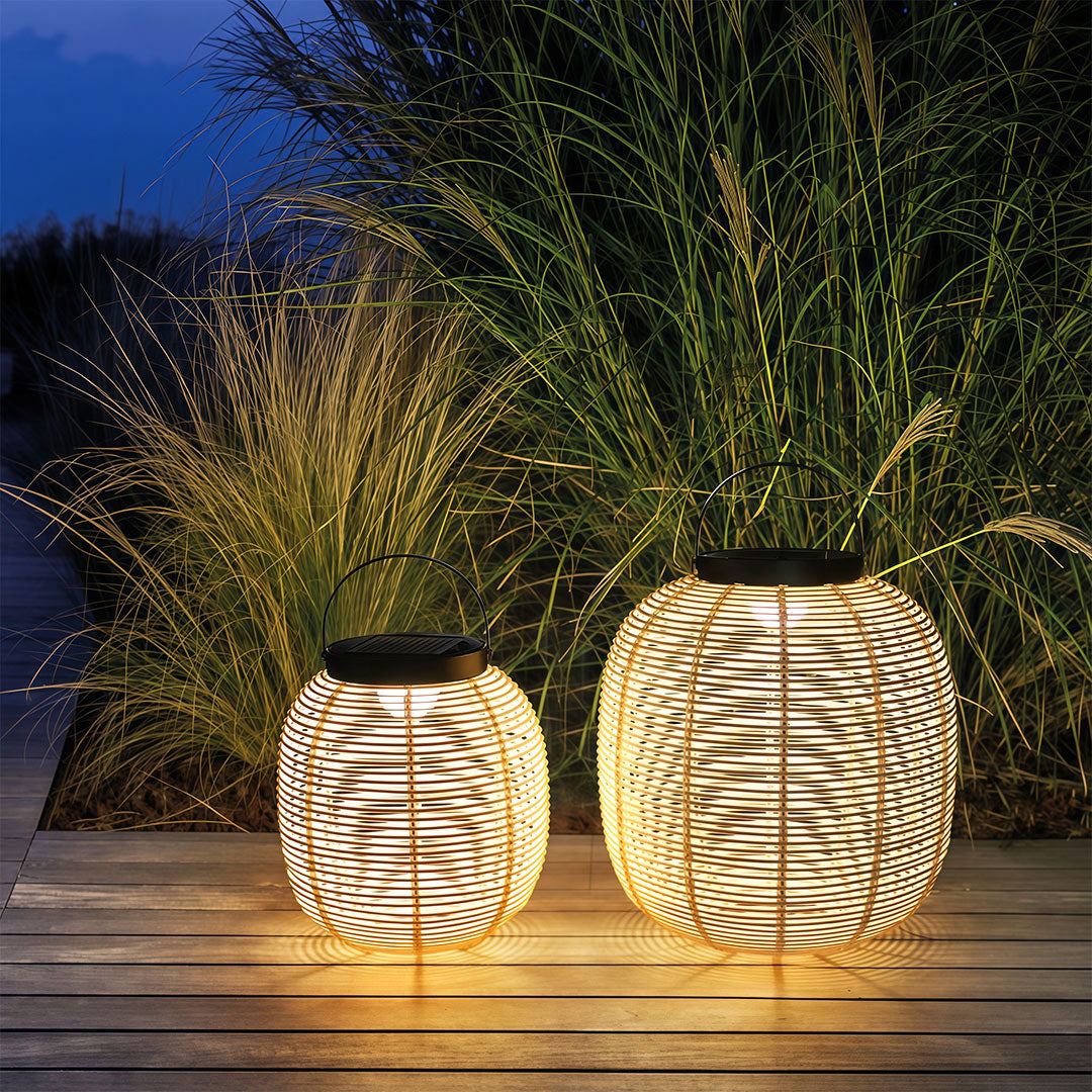 FENWICK SOLAR GLOWING GARDEN LANTERN